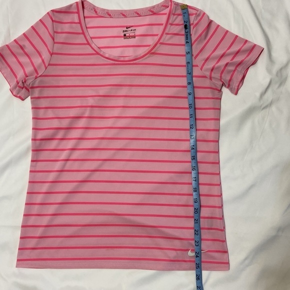 Nike,Dri-fit Pink Stripped BARBIECORE Short Sleeve T- Shirt Tee.Size-Large. - Picture 7 of 11